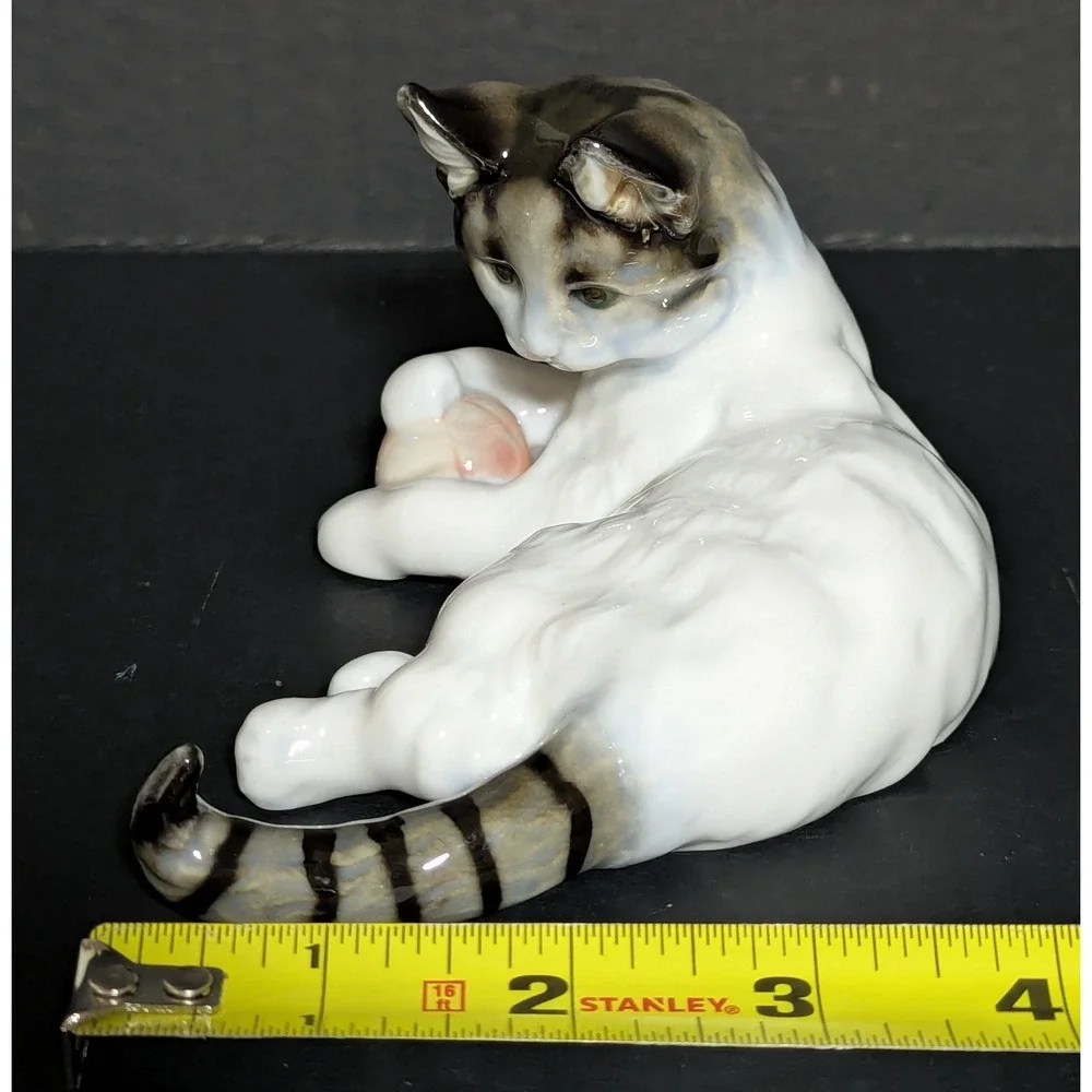 Sweet Porcelain Cat With Ball Numbered Figurine Hand-Painted High Gloss Finish